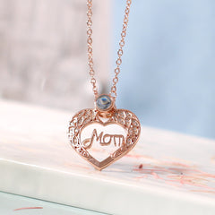 Personalisierte Herz Foto-Projektionskette mit MOM Design – 925 Silber Geschenk für Mama mit Bild im Stein