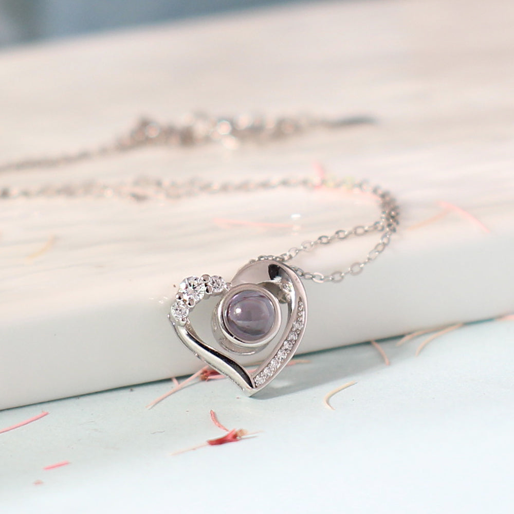 Personalisierte Herz Foto-Projektionskette mit Zirkonia – 925 Silber Kette mit Bild im Stein & Gravur